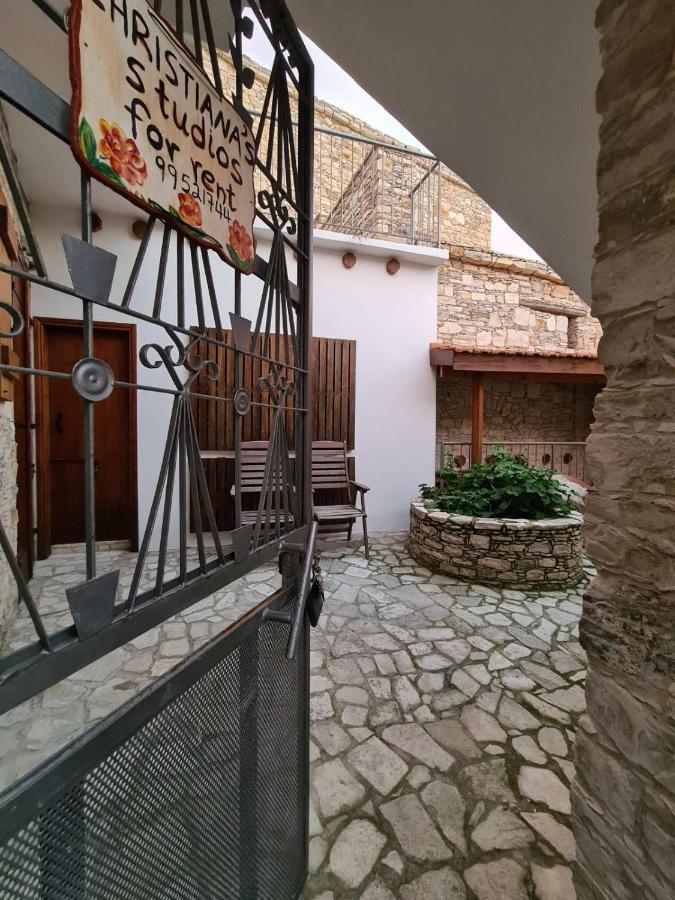 Christiana'S Stone Studios Lefkara Bagian luar foto